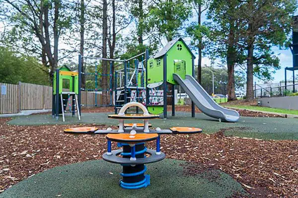 pubs with playgrounds north shore
