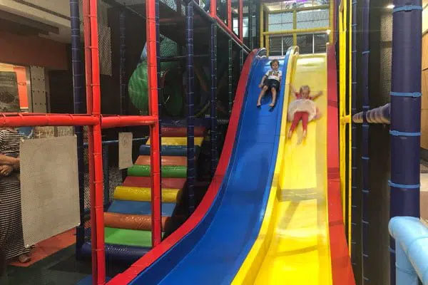 indoor shopping centre play area