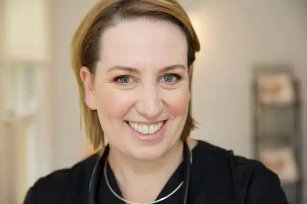 Dr Kathryn Austin