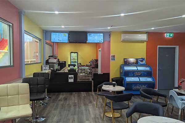 Funtastic cafe