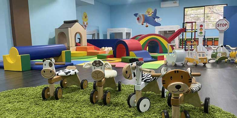 Duck and Play, Artarmon