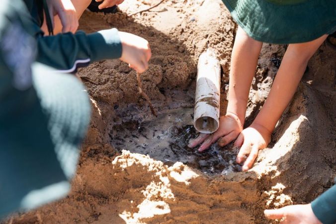 Playinginthesandpitresize1772682904